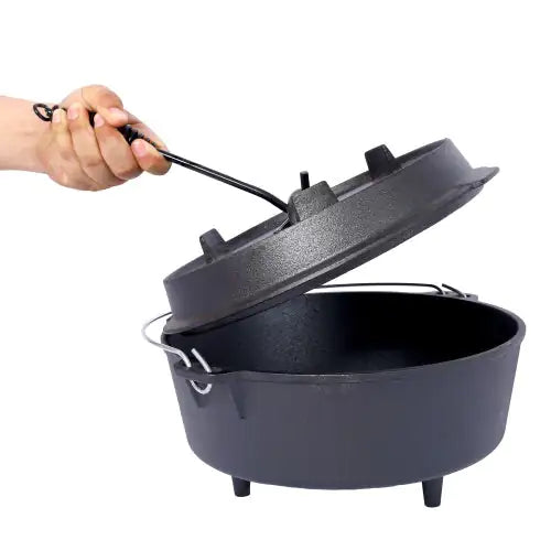Cast Iron Campfire Dutch Oven