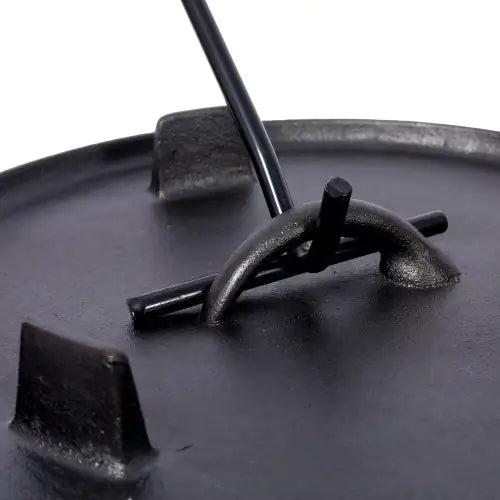 Cast Iron Campfire Dutch Oven